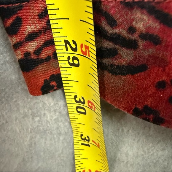 Chico's Design 3 XL  Pants Straight Red Abstract Tribal Print Vintage 38 x 29.5 - Picture 13 of 14